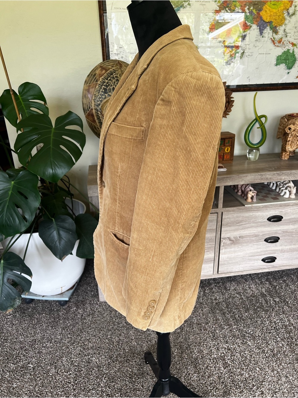 Woolrich Men's Light Brown Corduroy Sport Coat - Picture 4 of 12